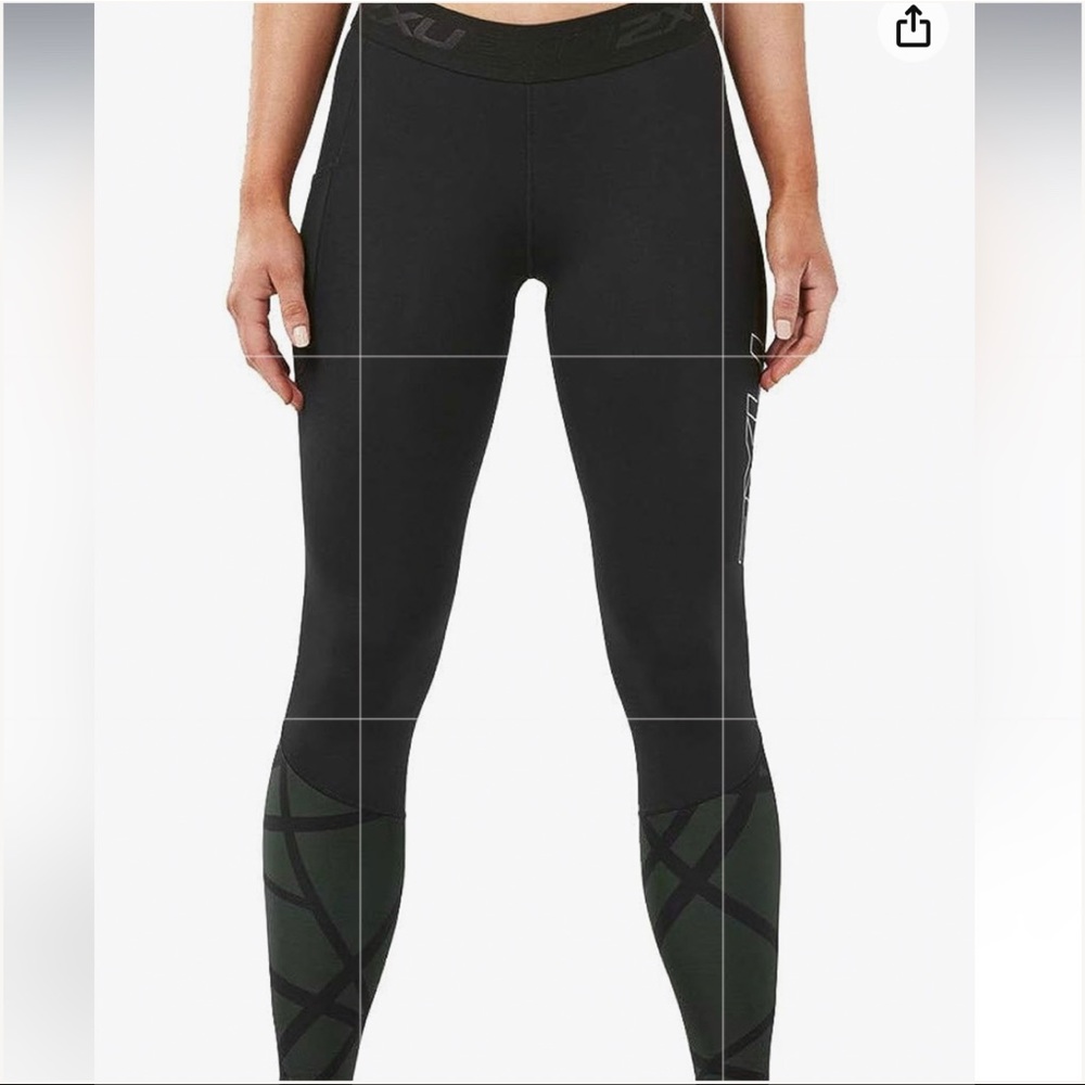 2XU Women's Accelerate Compression Tight with Storage